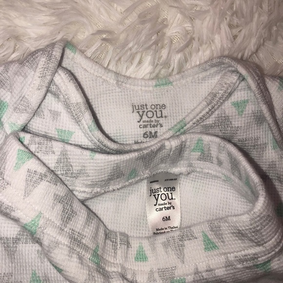 Carter’s Set - Picture 4 of 4